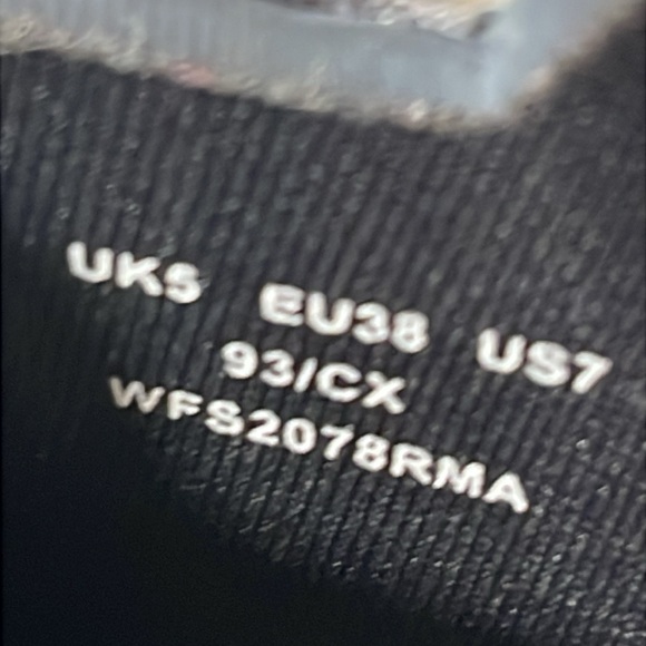 HUNTER Women's Original Chelsea Rain Boots Waterproof Size 7 Dark Blue New - Picture 11 of 12